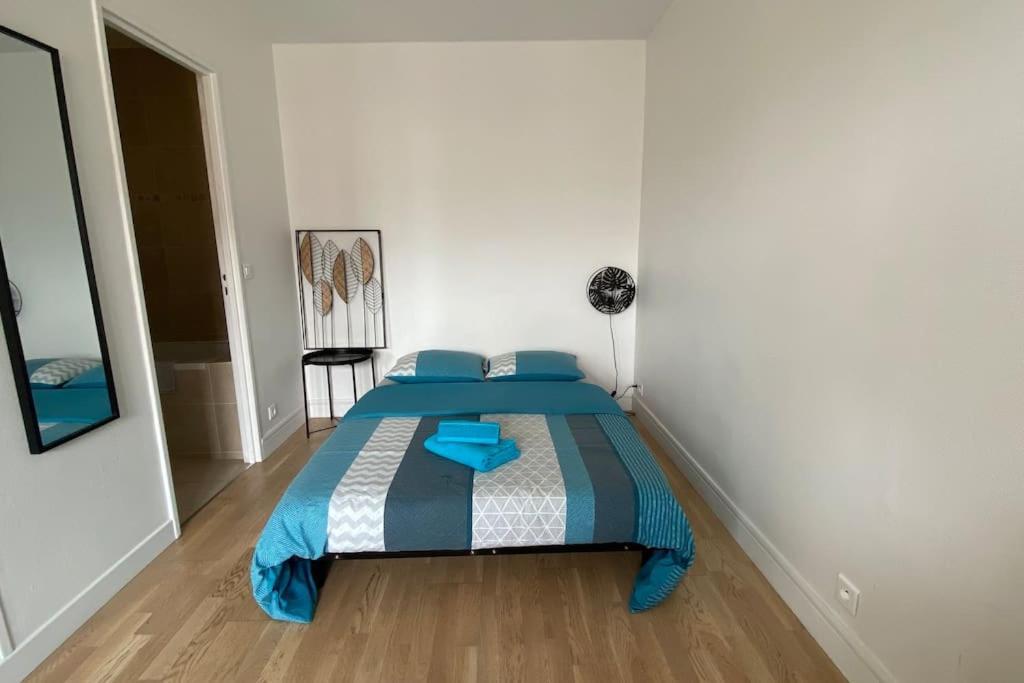 Beau Studio Cosy Et Calme - Face A La Gare De Rosny-Sous-Bois - 20Mn De Paris Et Disneyland Ngoại thất bức ảnh